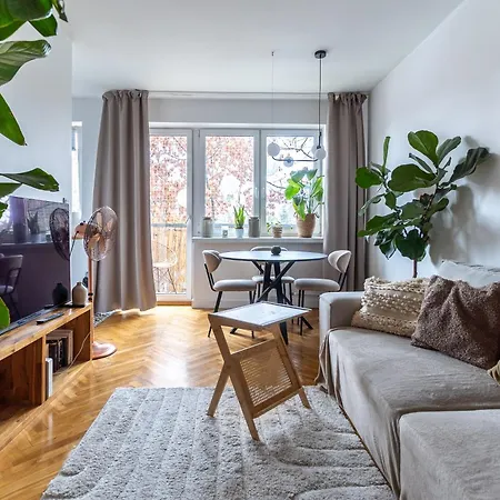 Concierge Kinowa Gardens Apartament *